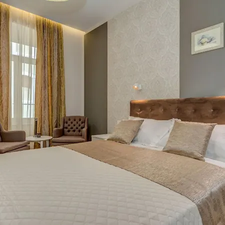 Royal Theatre And ספליט